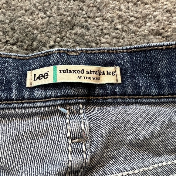 Lee Relaxed Straight Leg Jeans - Picture 9 of 9